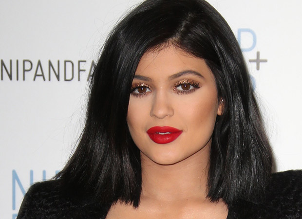 Kylie Jenner inspira preenchimento labial 3D